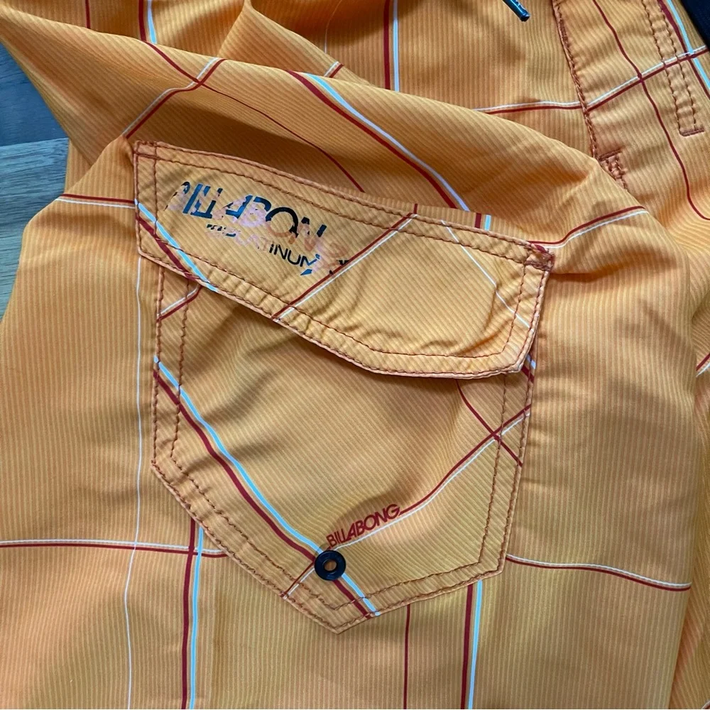 Billabong Platinum Men’s Orange Plaid Board Shorts Size 32 Waist - Picture 7 of 7